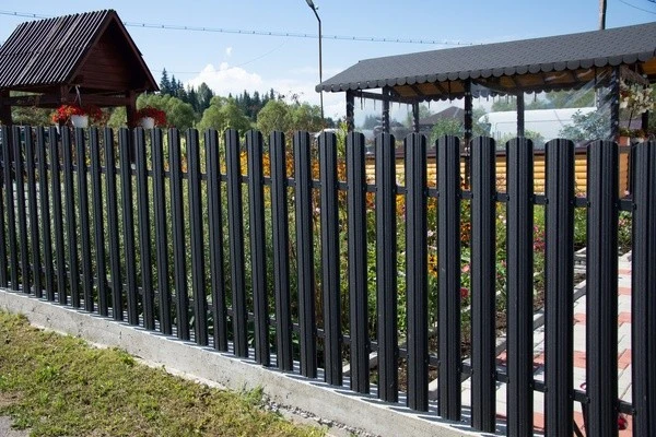 Aluminum Fencing 